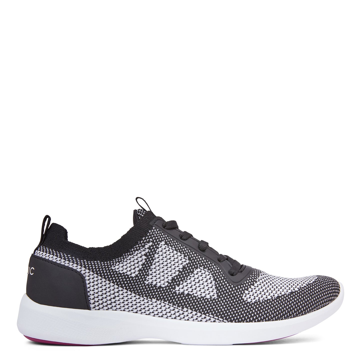 Peltz Shoes Women's Vionic Lenora Sneaker BLACK 10011593-BLK