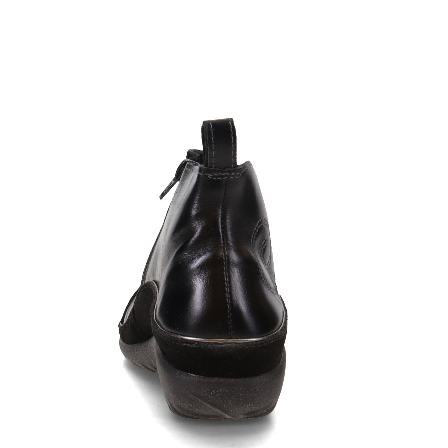 Peltz Shoes Women's Naot Chi Boot Black 11021-824