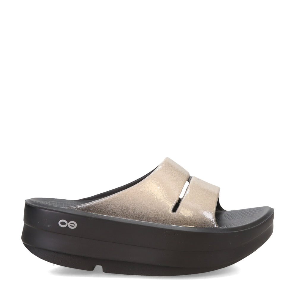 Women's Oofos, OOmega OOahh Luxe Sandal — Peltz Shoes