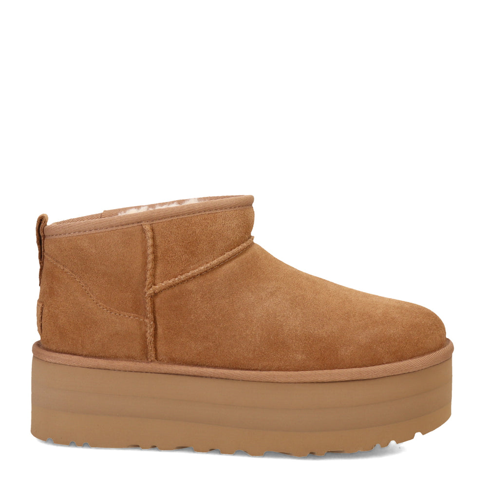 1135092-CHE_Womens-Ugg-Classic
