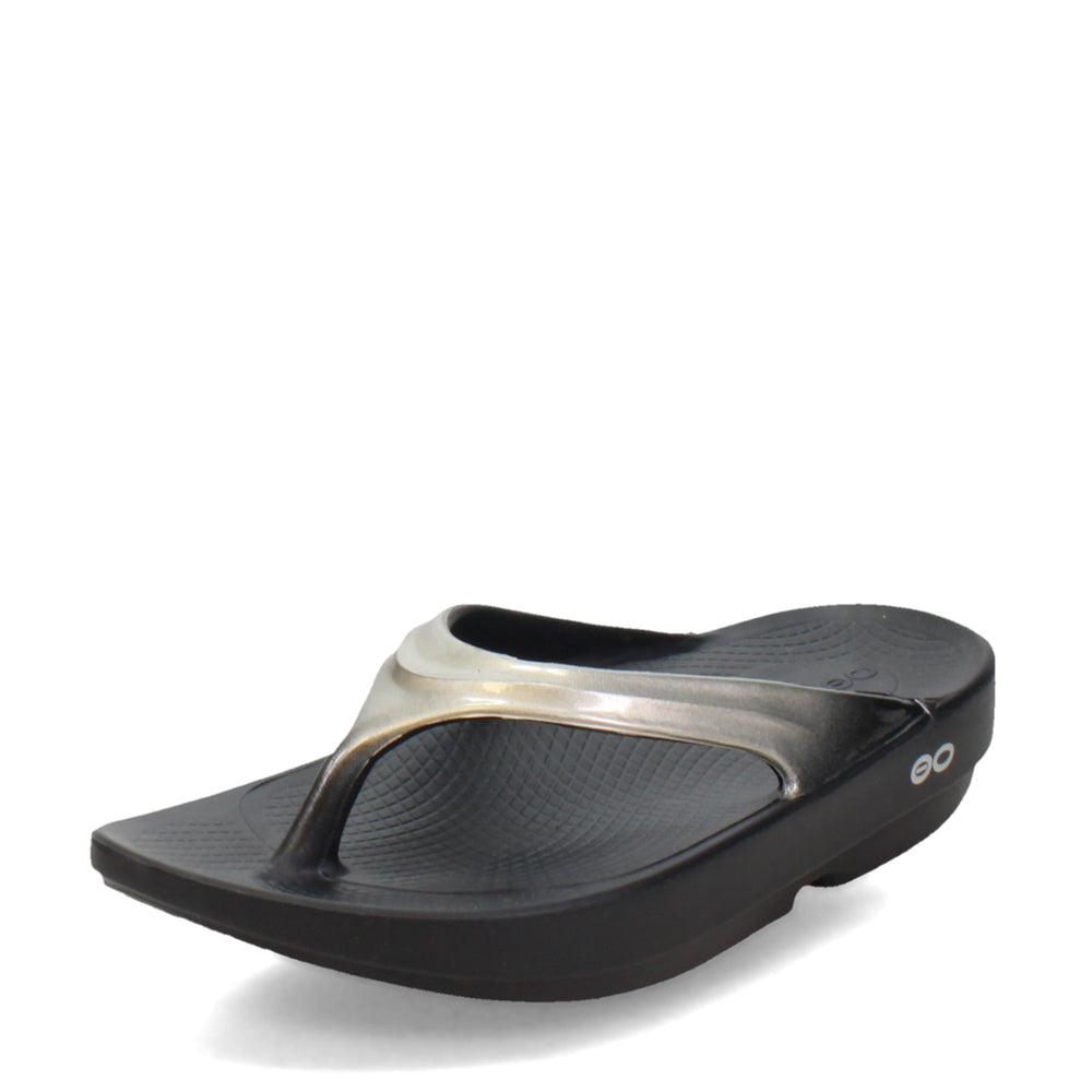 1401-LATTE_Womens-Oofos-Oolala