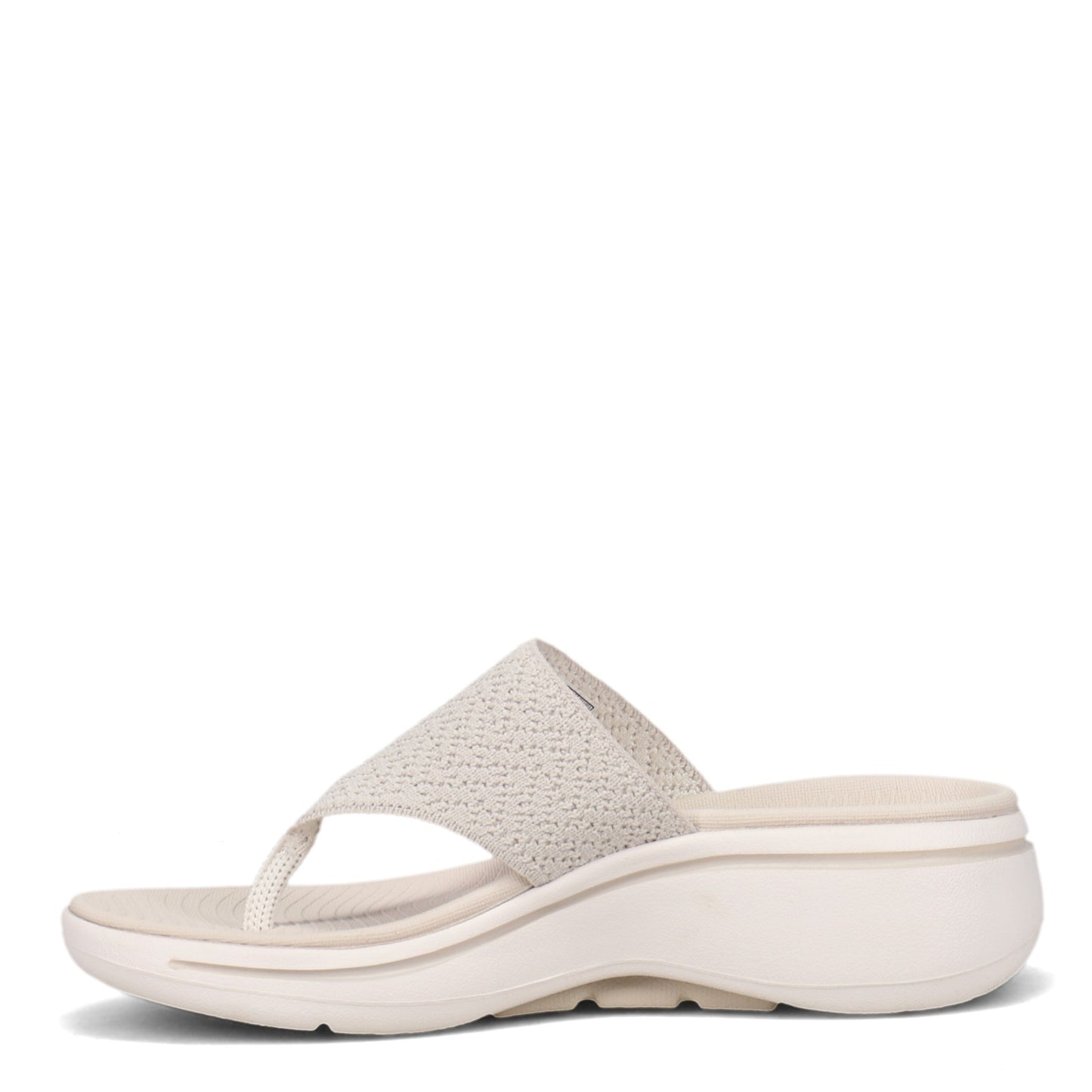 Peltz Shoes Women's Skechers GOwalk Arch Fit - Weekender Sandal NATURAL 140221-NAT