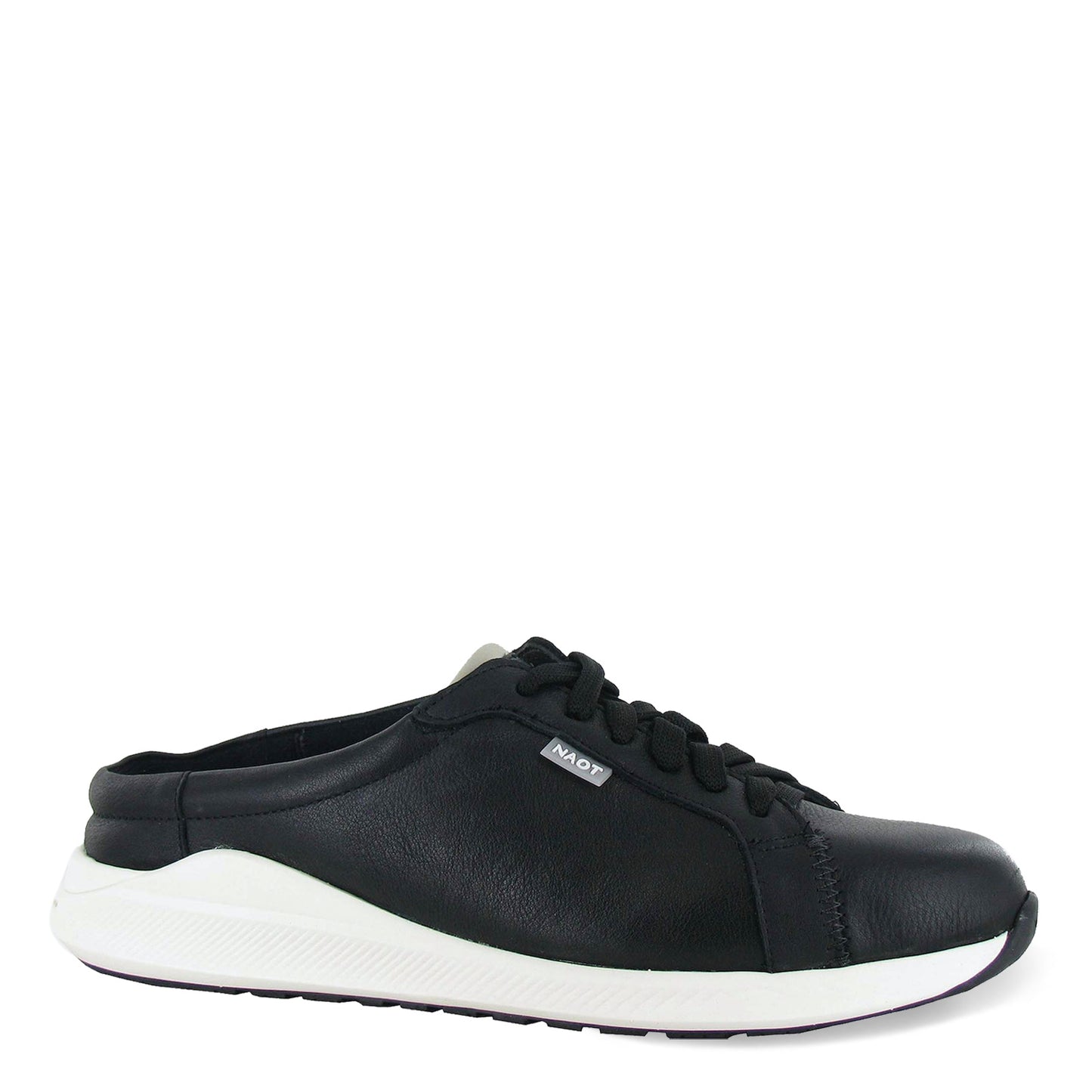 Peltz Shoes Women's Naot Radon Sneaker Soft Black/Ivory 17489-QAZ