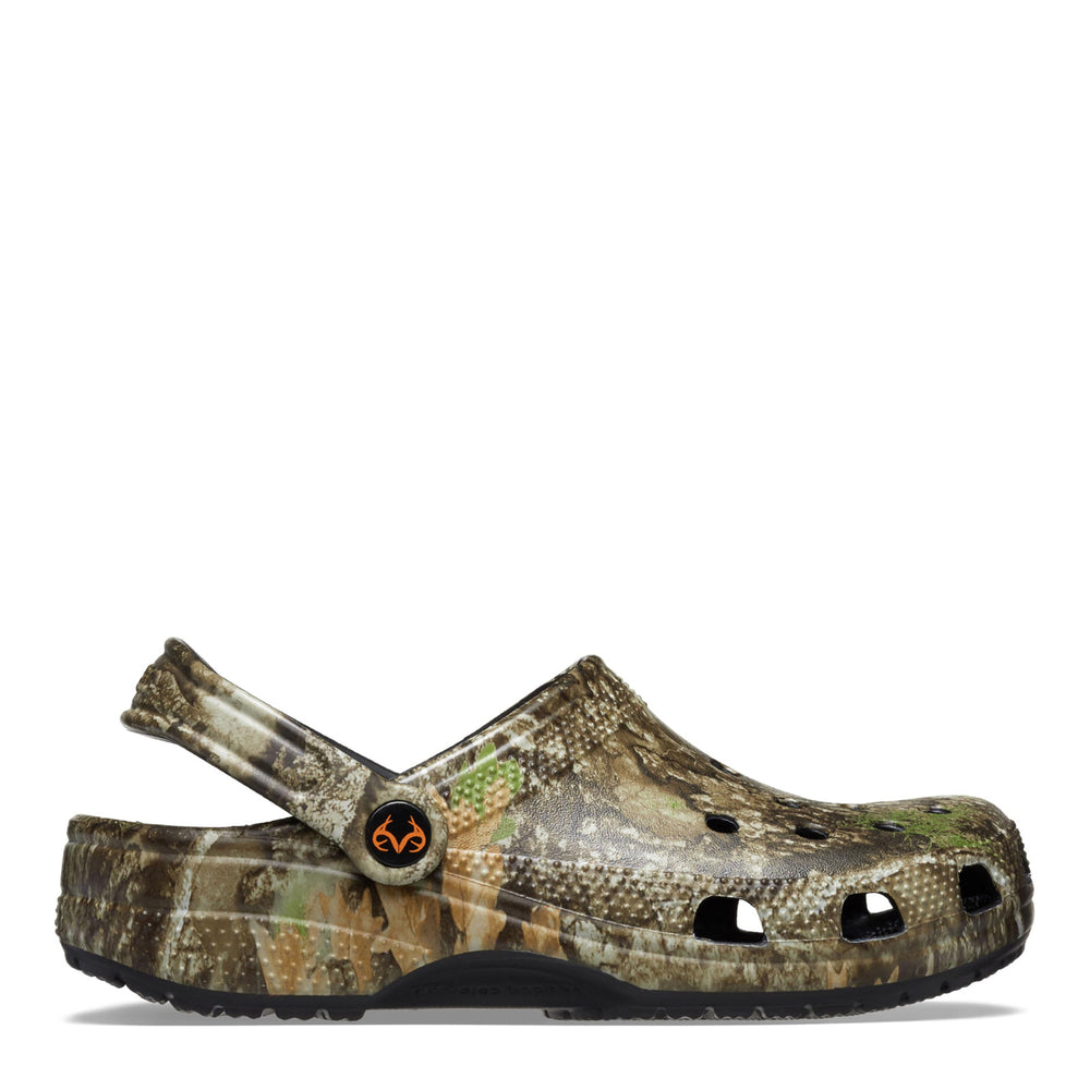 Men's Crocs, Realtree APX Classic Clog — Peltz Shoes