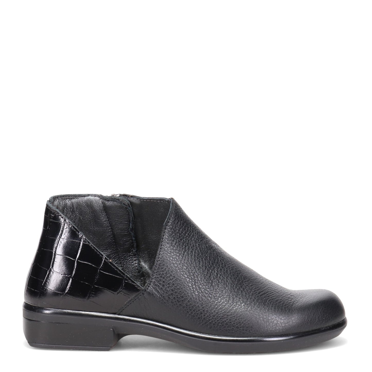 Peltz Shoes Women's Naot Bayamo Boot SOFT BLACK 26073-NTR