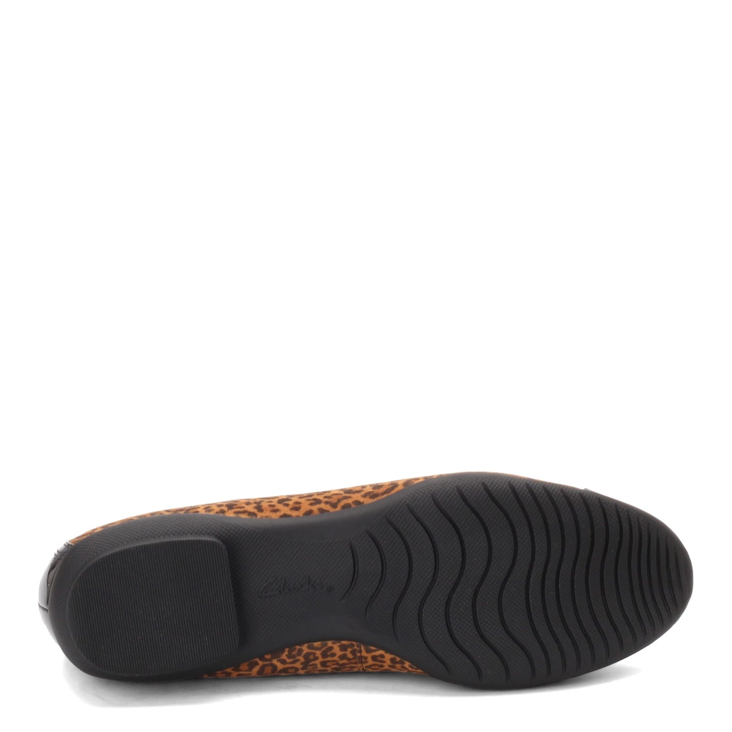 Peltz Shoes Women's Clarks Sara Orchid Flat LEOPARD 26154003