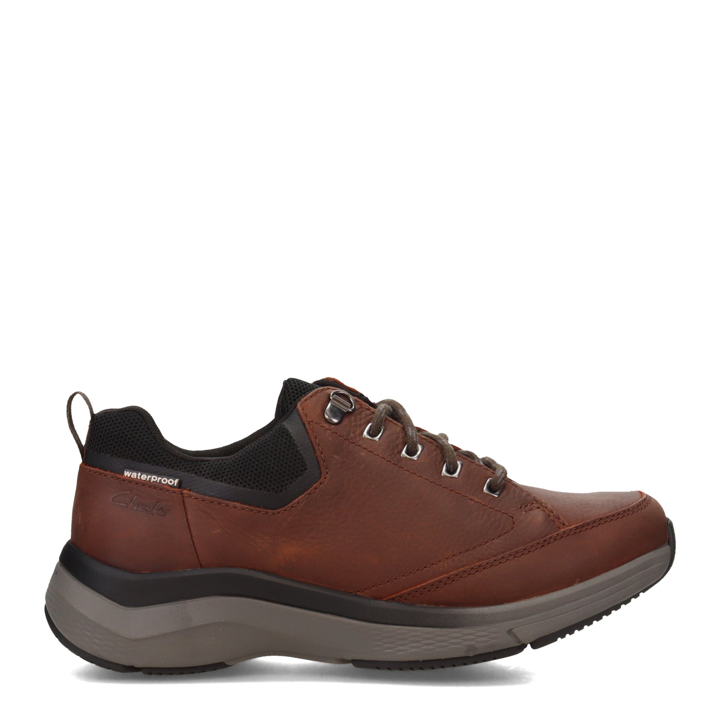 Peltz Shoes Men's Clarks Wave 2.0 Vibe Oxford Brown 26155111