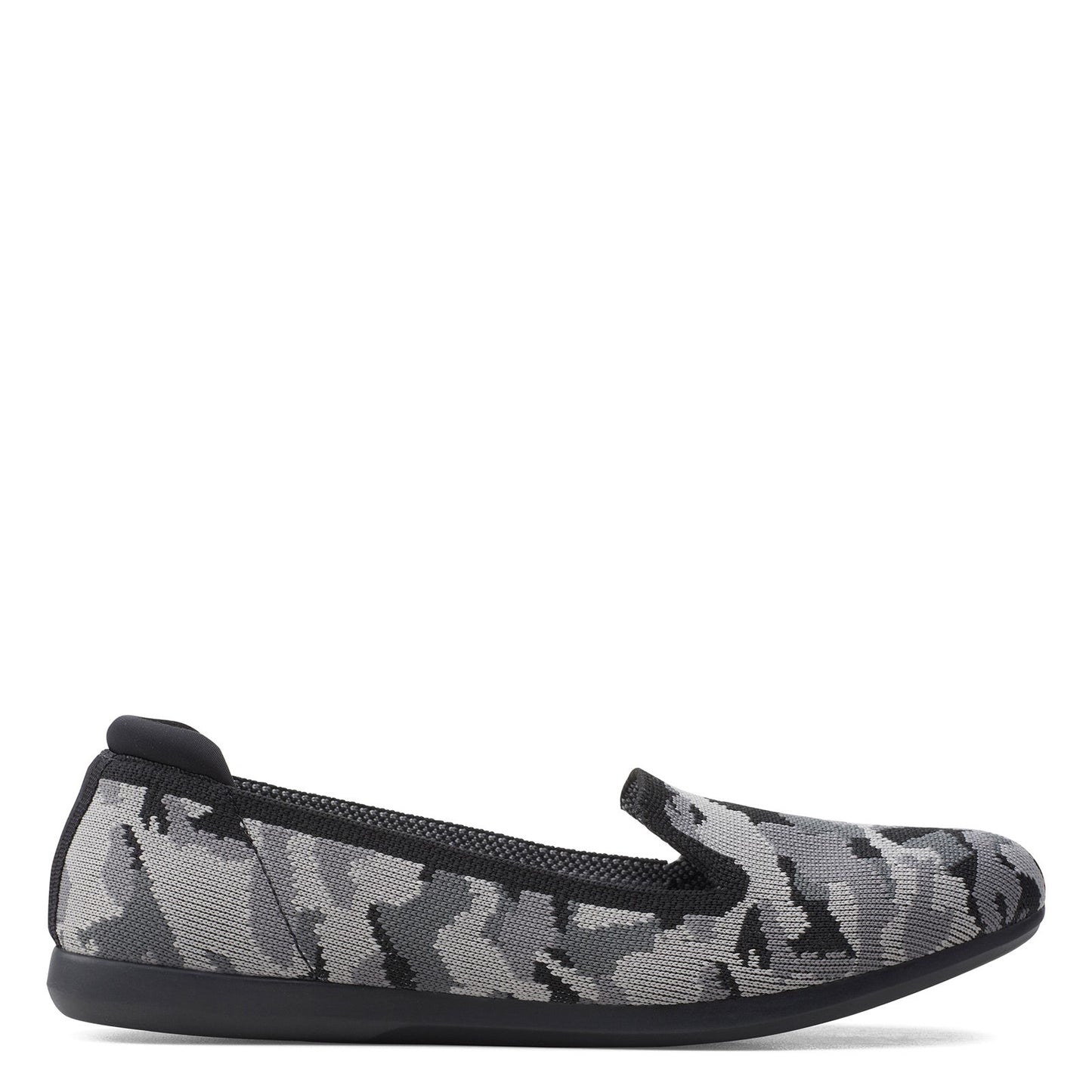 Peltz Shoes Women's Clarks Carly Dream Flat CAMO 26156279
