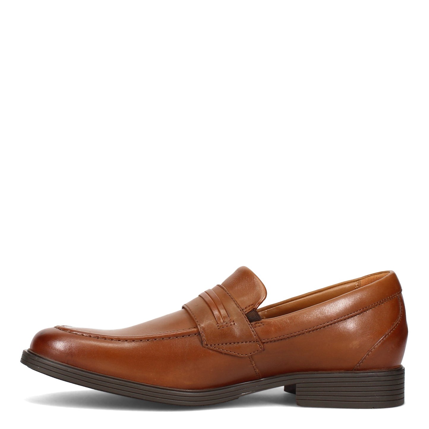 Peltz Shoes Men's Clarks Whiddon Loafer DARK TAN 26158004