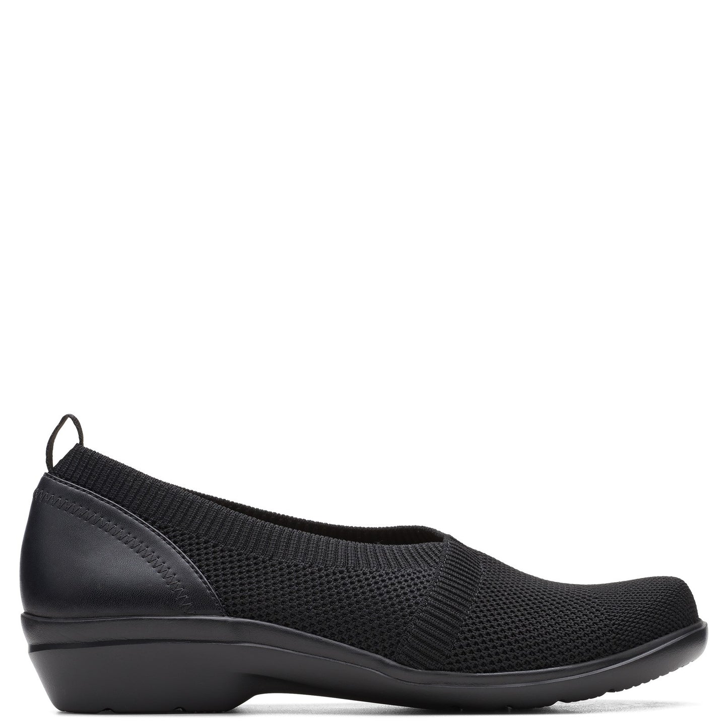 Peltz Shoes Women's Clarks Sashlyn Style Slip-On BLACK 26163135