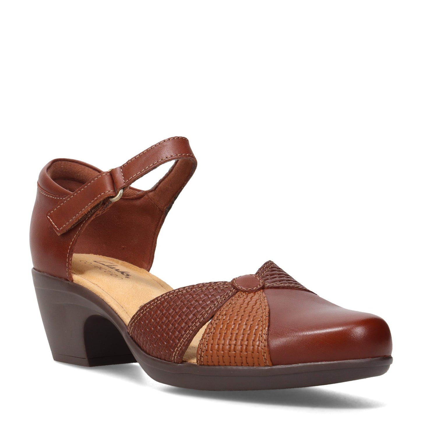 Peltz Shoes Women's Clarks Emily Rae Pump TAN 26164675