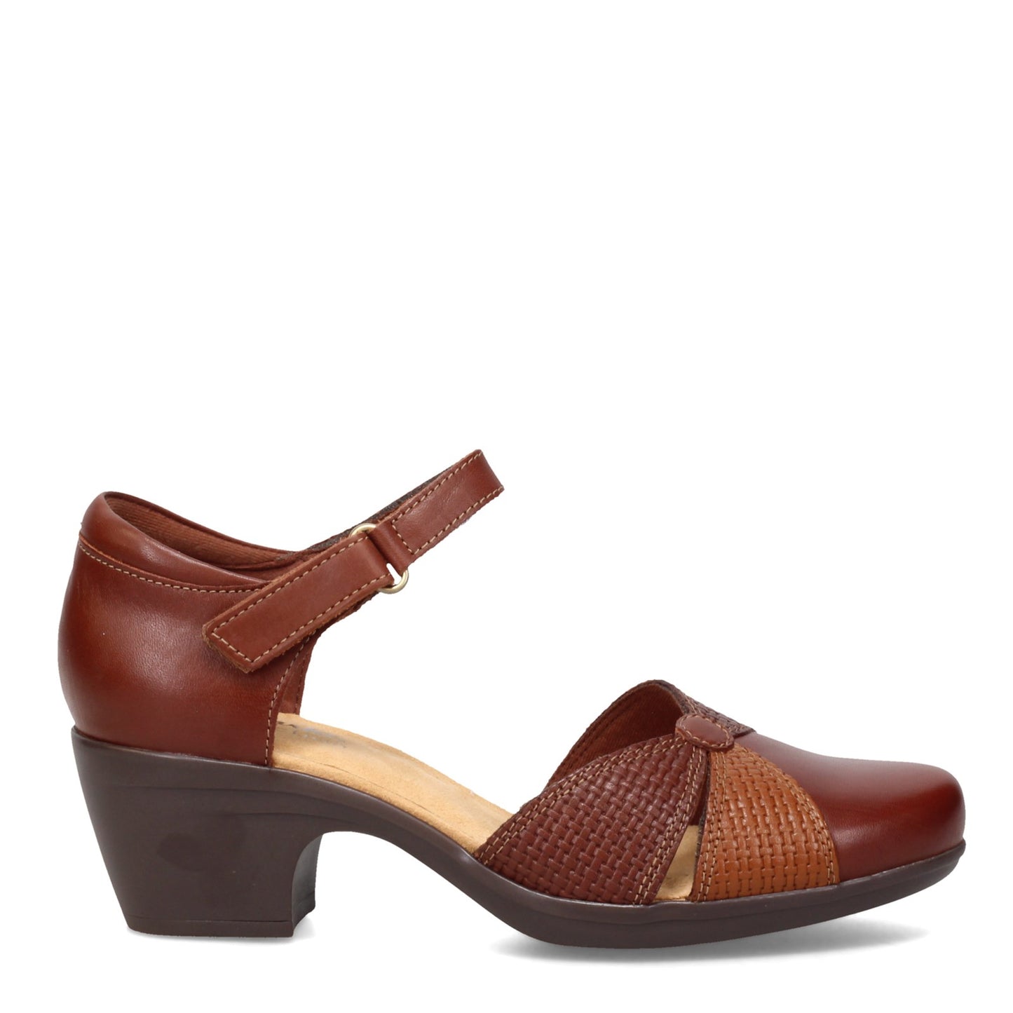 Peltz Shoes Women's Clarks Emily Rae Pump TAN 26164675