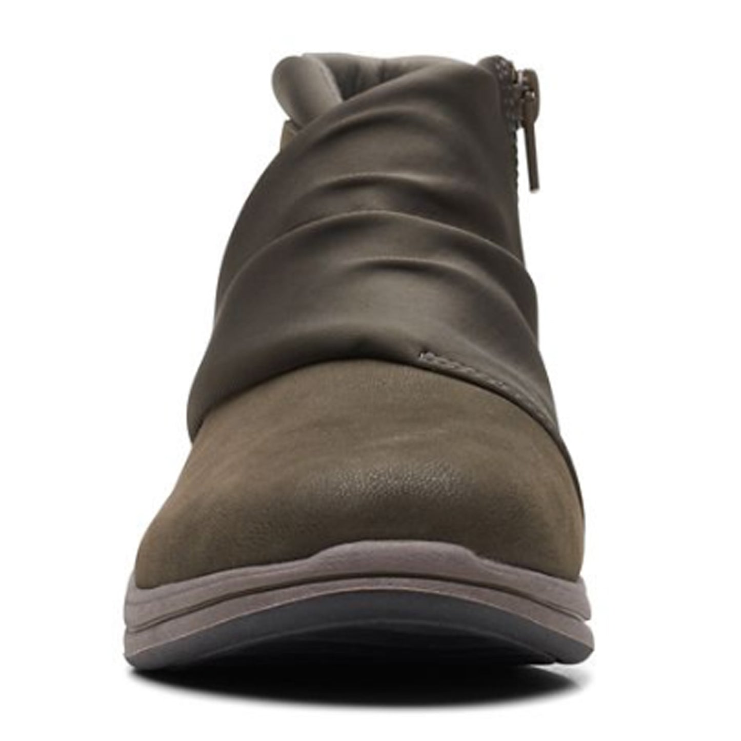 Peltz Shoes Women's Clarks Breeze Dusk Boot OLIVE 26169539
