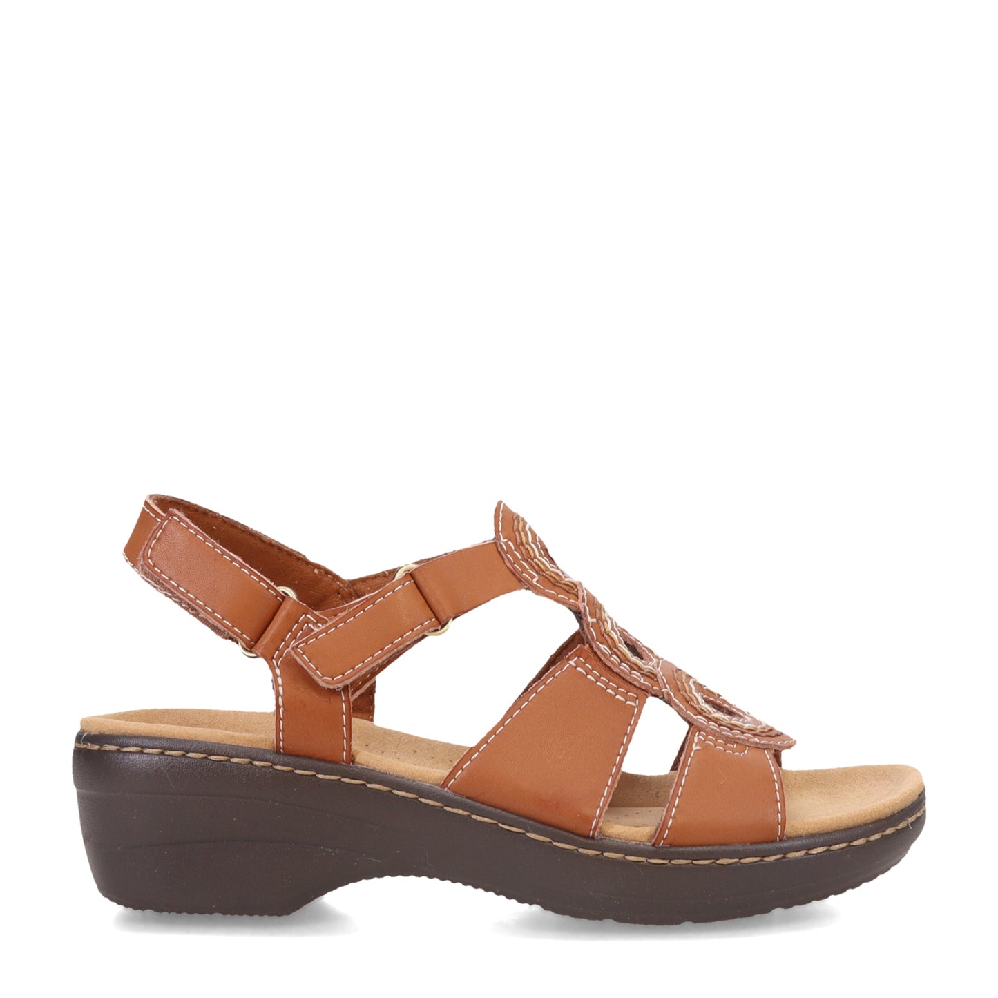 Peltz Shoes Women's Clarks Merliah Derby Sandal Tan 26171293