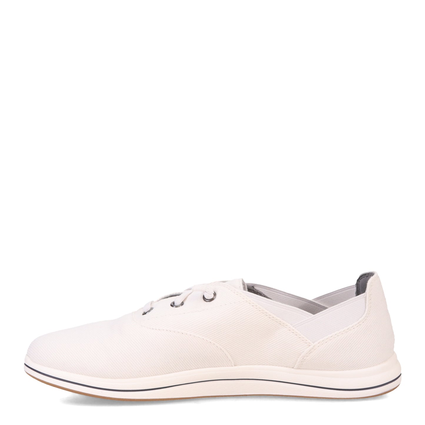 Peltz Shoes Women's Clarks Breeze Ave II Sneaker WHITE 26172773