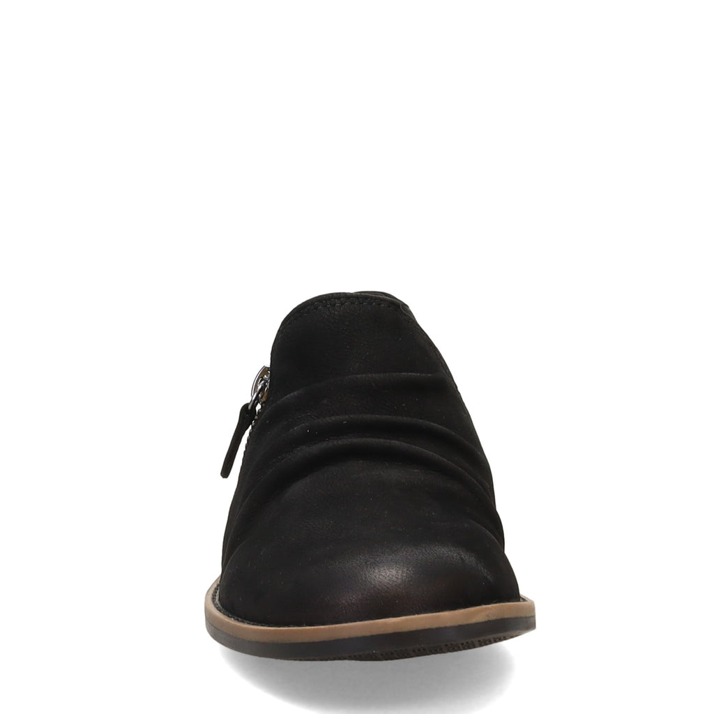 Women's Clarks, Camzin Pace Shootie