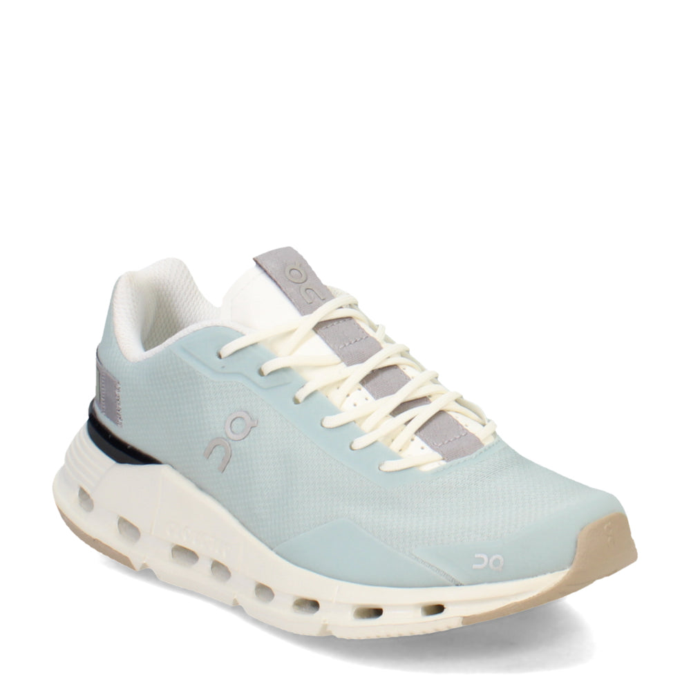 Women's Cloudnova 2 | Black | On United States