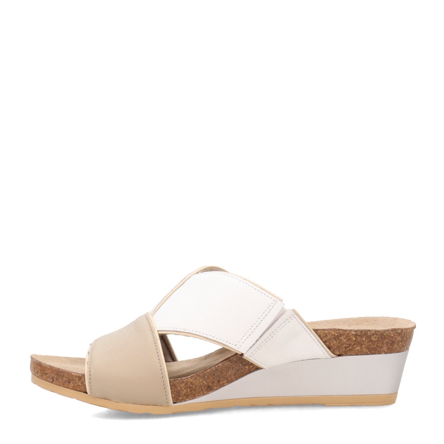 Peltz Shoes Women's Naot Tiara Sandal BEIGE 5053-WHC