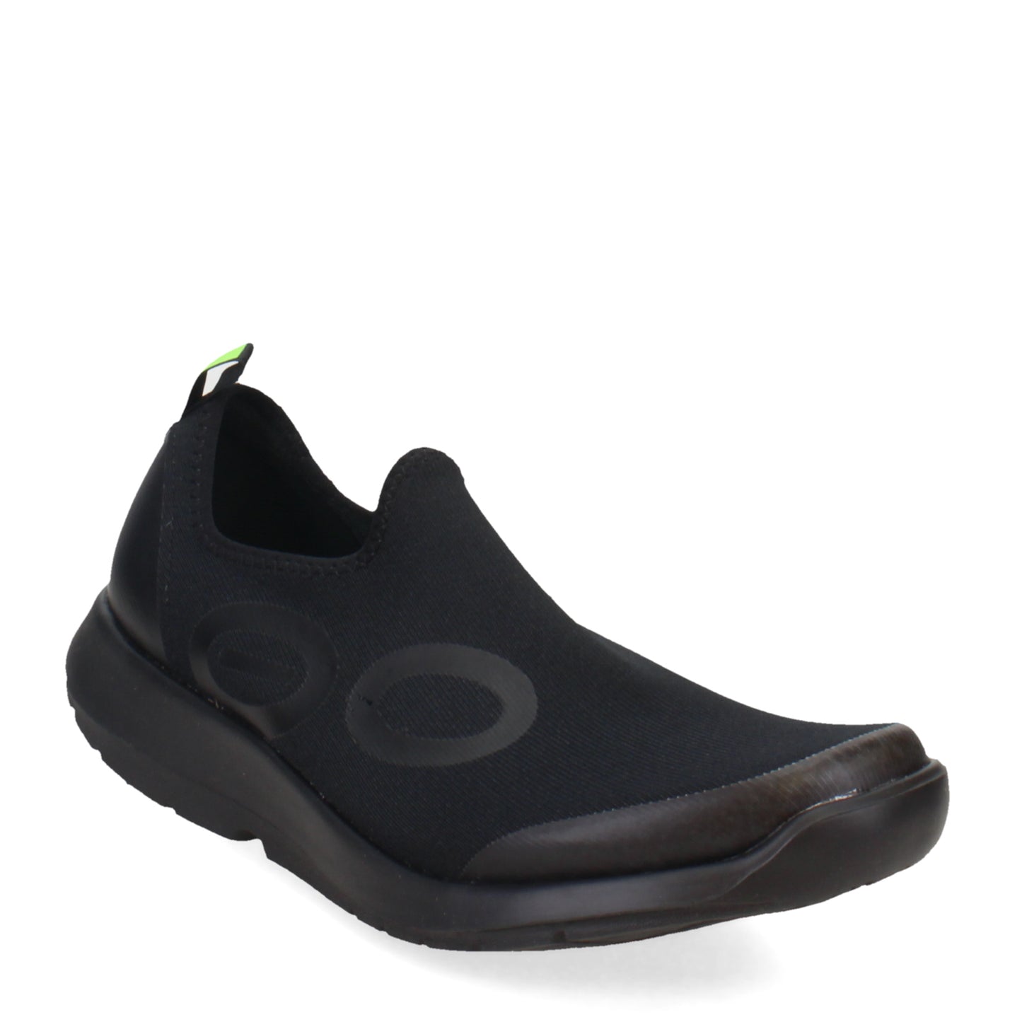 Peltz Shoes Men's Oofos OOmg Sport Slip-On Recovery Shoe BLACK 5085-BLK