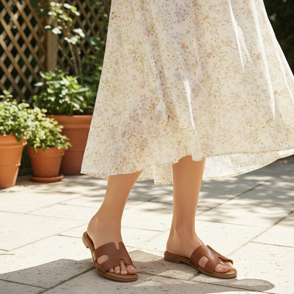 Women's Fresia, Lucia Sandal — Peltz Shoes