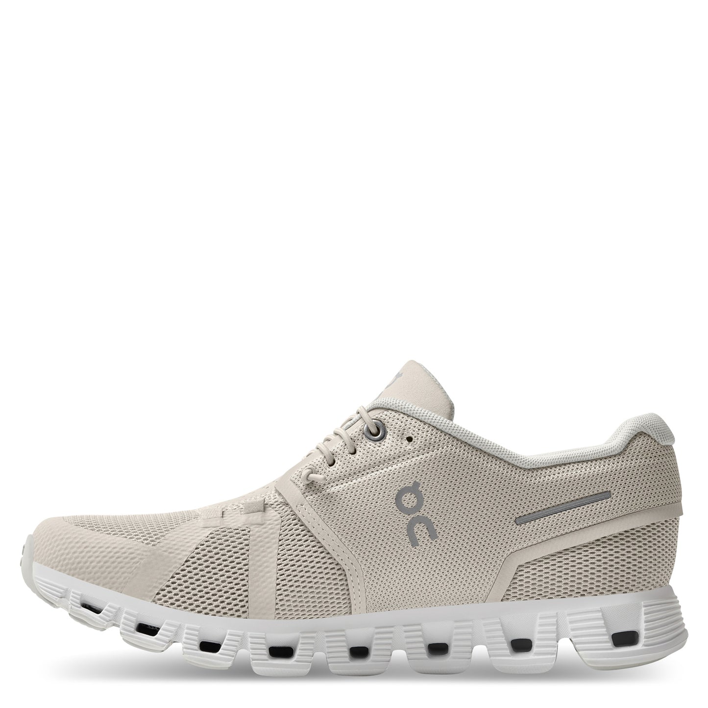 Peltz Shoes Women's On Running Cloud 5 Running Shoe PEARL/WHITE 59.98773