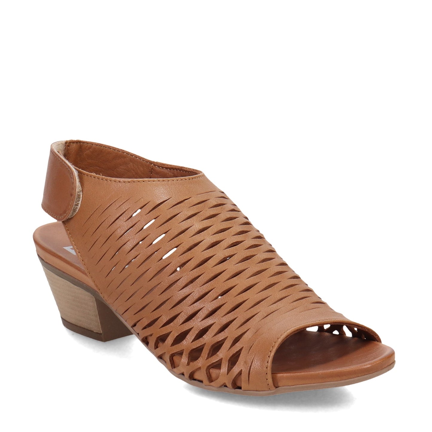Peltz Shoes Women's Bueno Lacey Sandal BROWN B1926-226