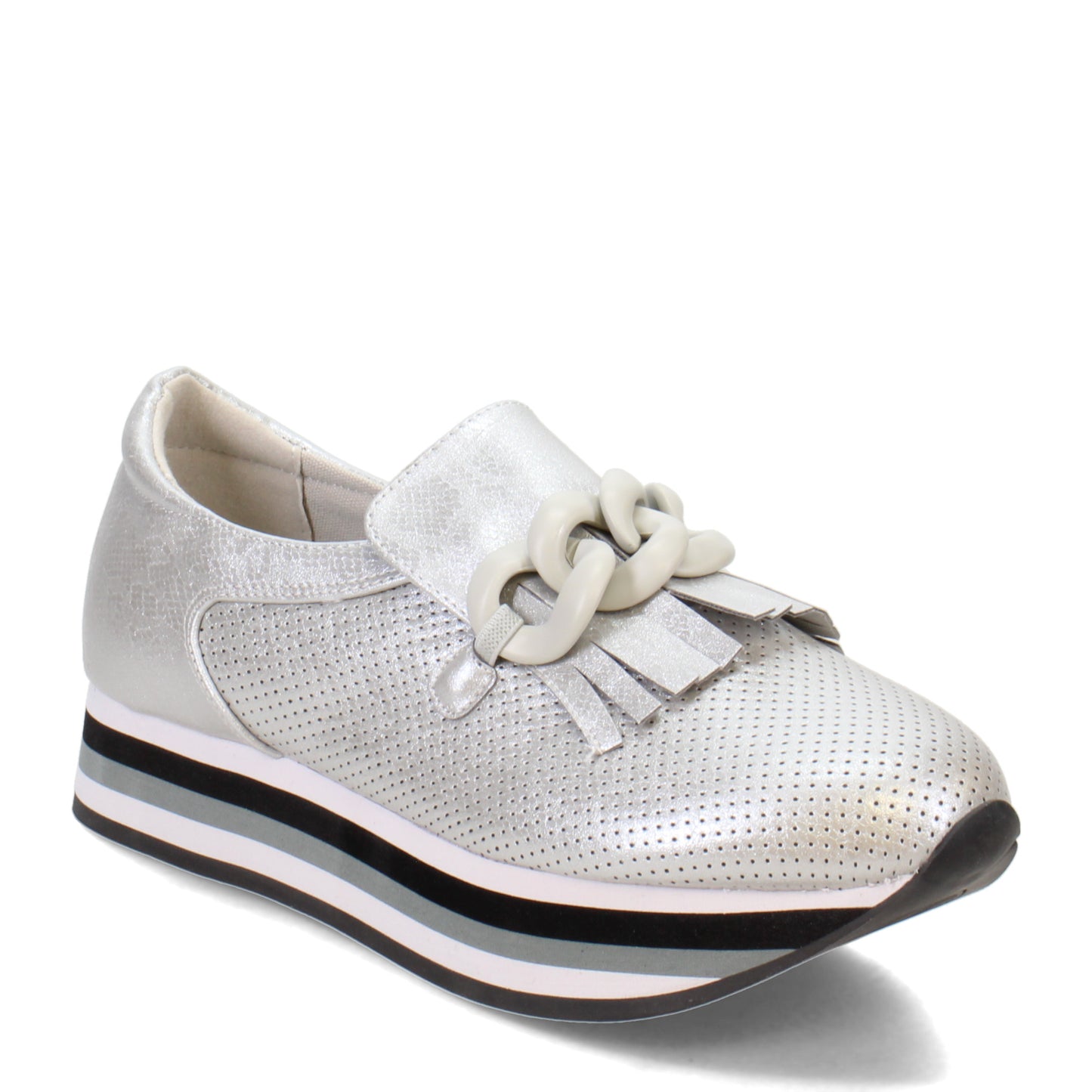 Peltz Shoes Women's Coconuts by Matisse Bess Loafer silver BESS-SILVER