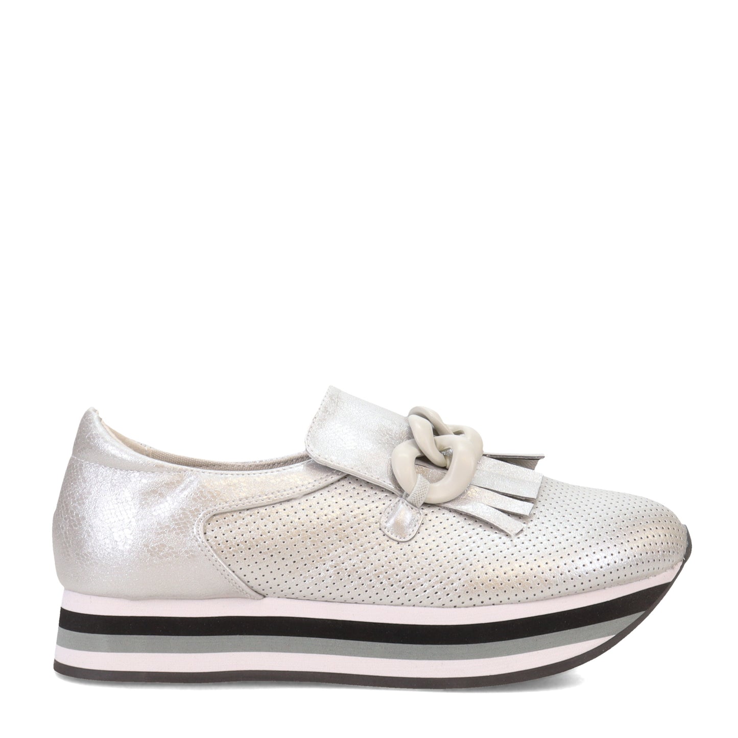 Peltz Shoes Women's Coconuts by Matisse Bess Loafer silver BESS-SILVER