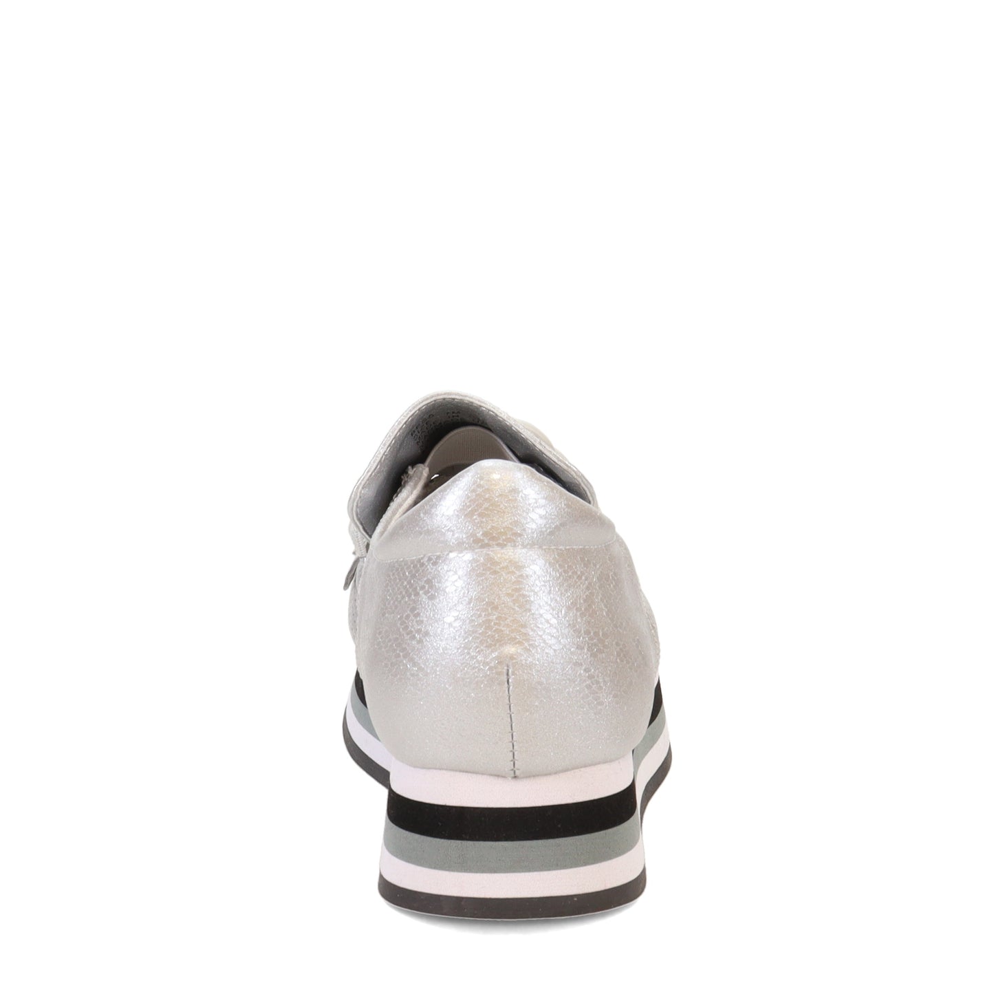 Peltz Shoes Women's Coconuts by Matisse Bess Loafer silver BESS-SILVER