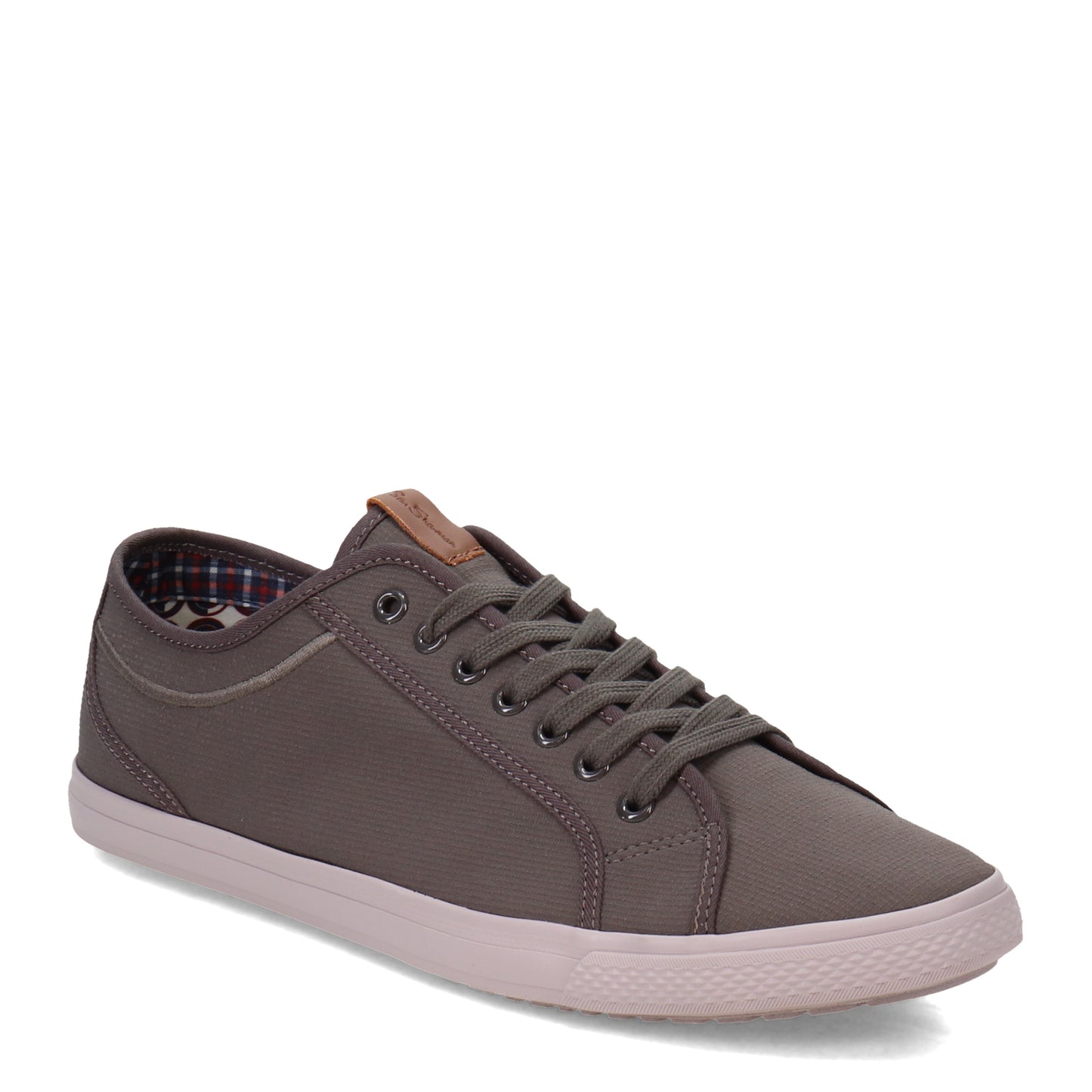 Peltz Shoes Men's Ben Sherman Conall Lo Sneaker Charcoal BNM00117-2CHN