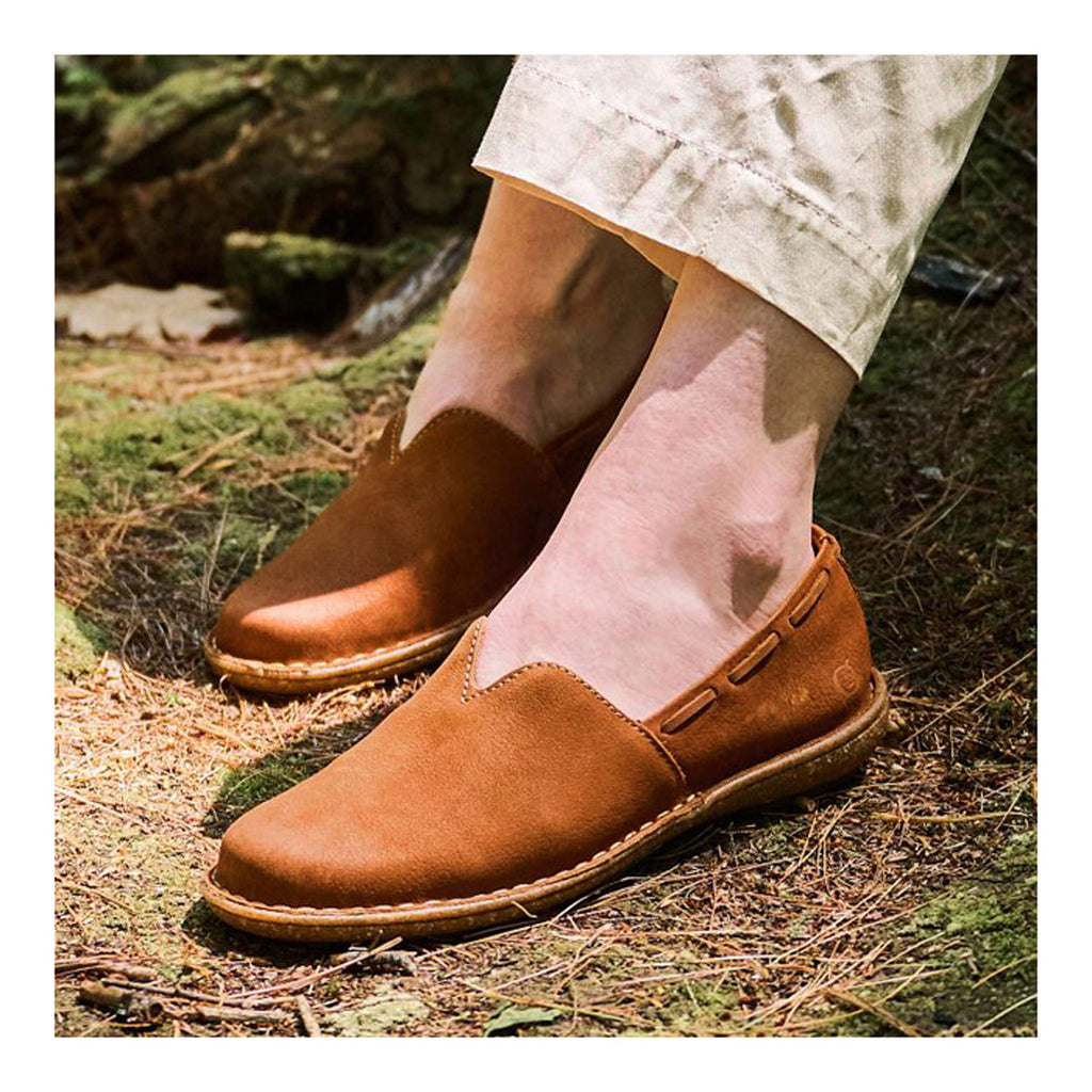 Women's Born, Naya Slip-On