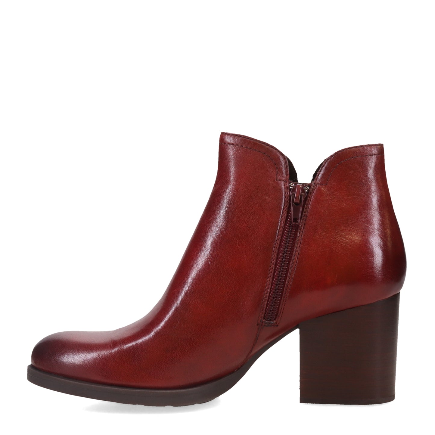 Peltz Shoes Women's Born Olivia Boot Red BR0051505