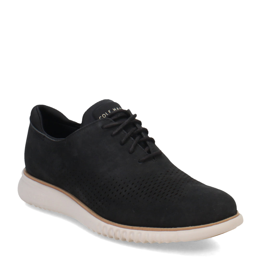 靴 COLE HAAN ZERO GRAND Men's 2.ZERØGRAND Laser Wingtip Oxfords in Black | Cole Haan