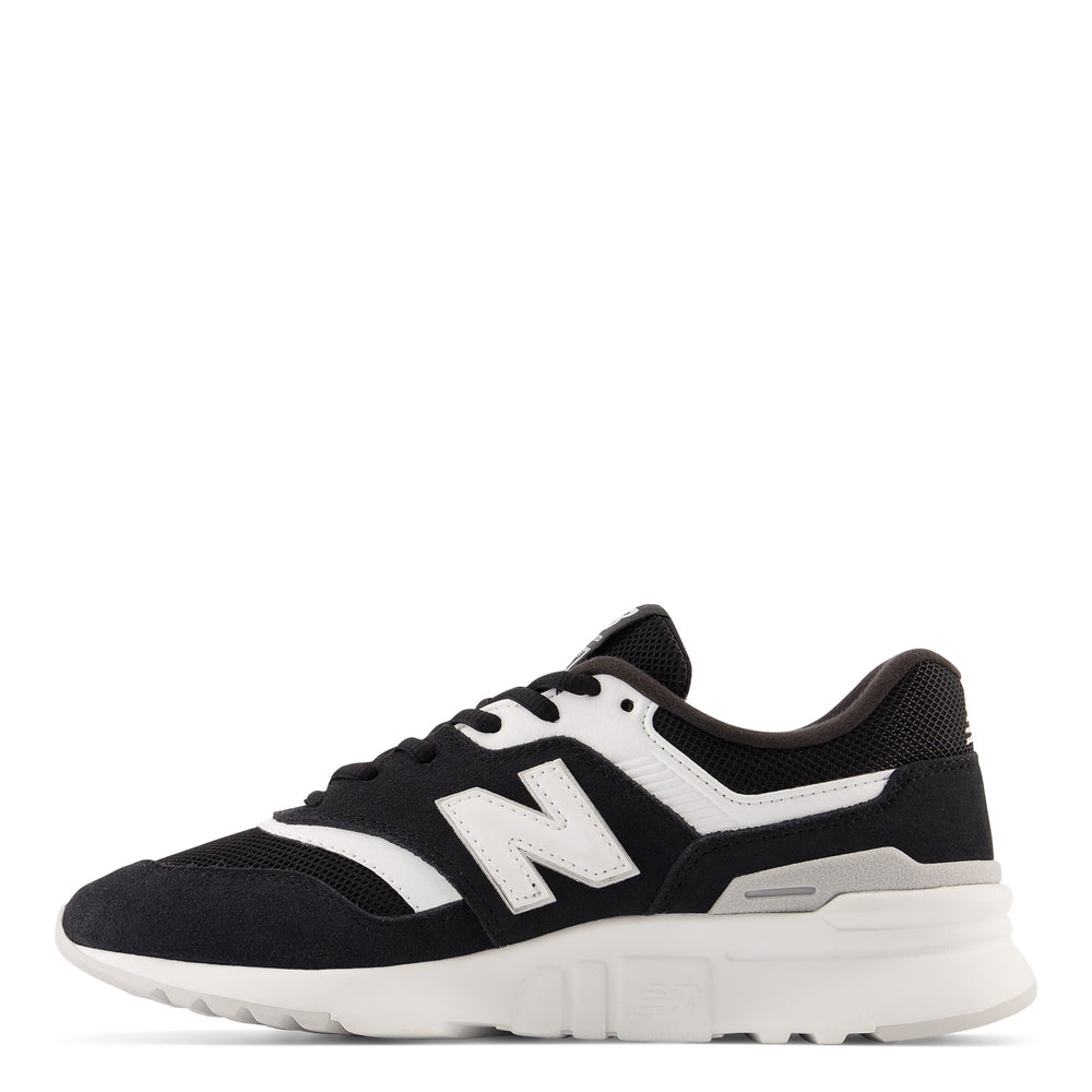 Women's New Balance, 997H Sneaker ‐ Peltz Shoes