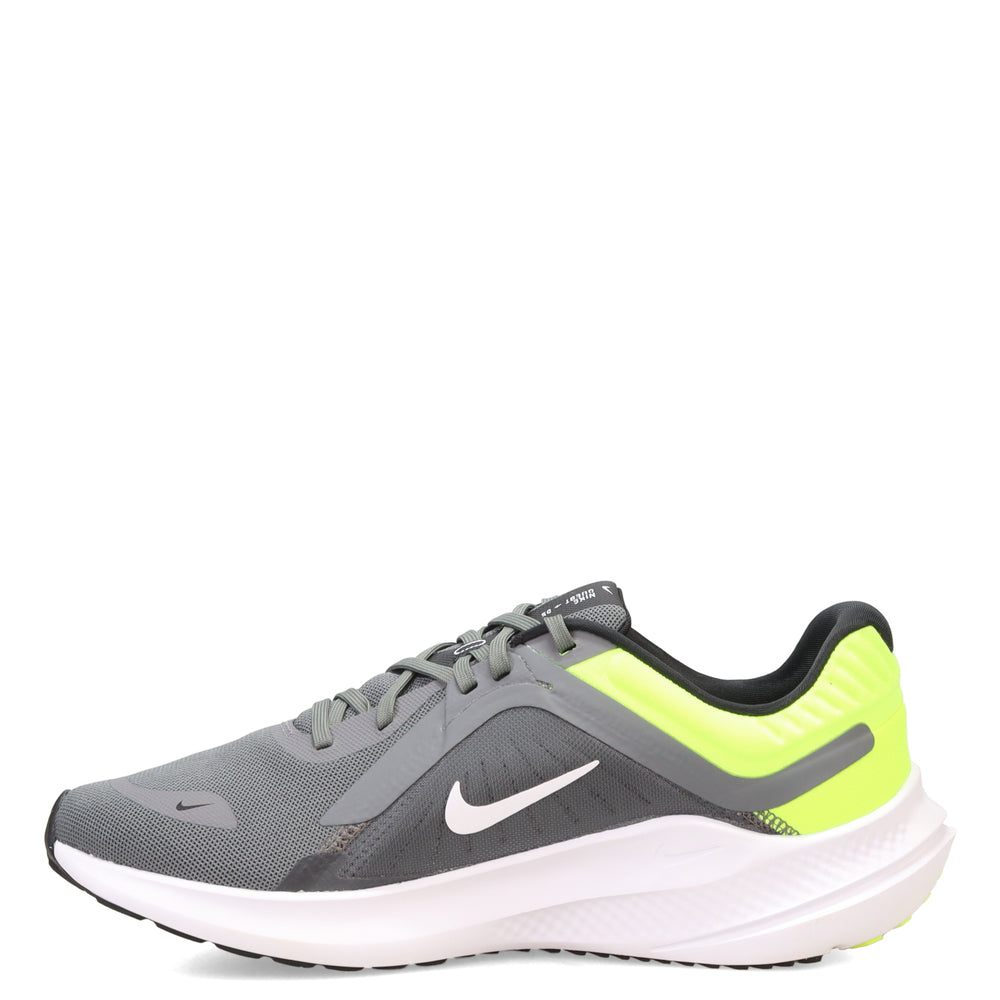 Men's Nike, Quest 5 Running Shoe ‐ Peltz Shoes