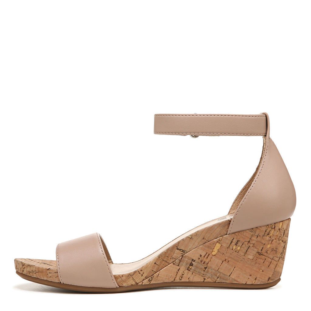 Women's Naturalizer, Areda Sandal