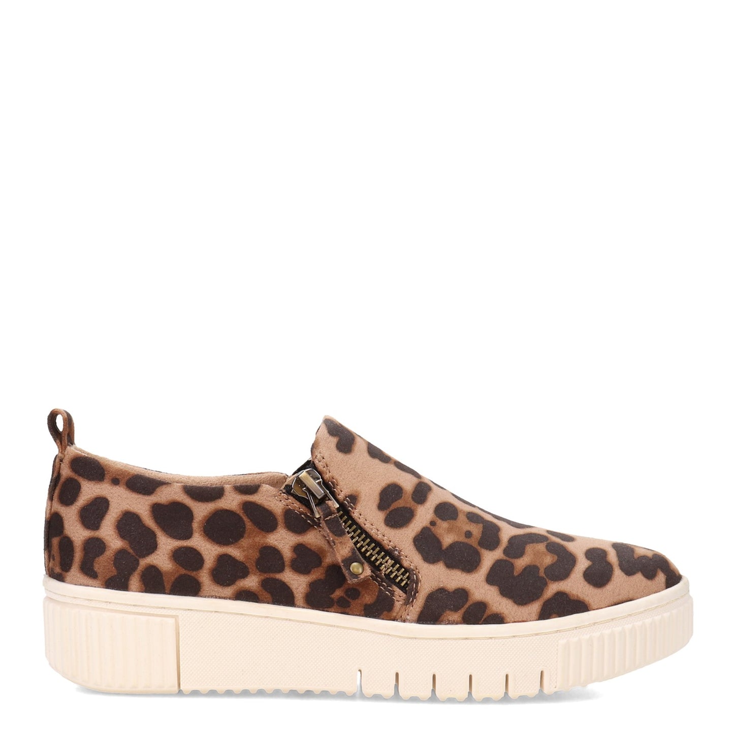Peltz Shoes Women's SOUL Naturalizer Turner Slip-On CHEETAH G8479F2252