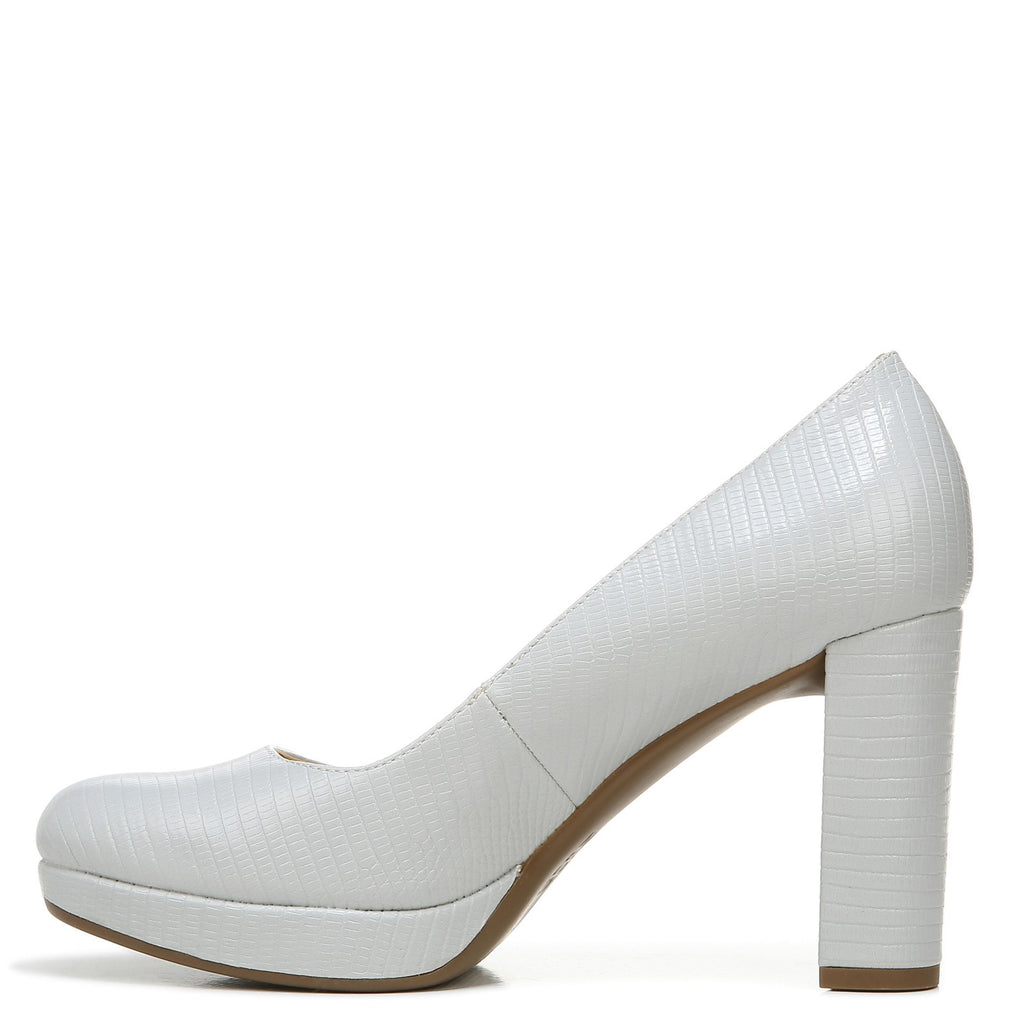 Women's Naturalizer, Berlin Pump