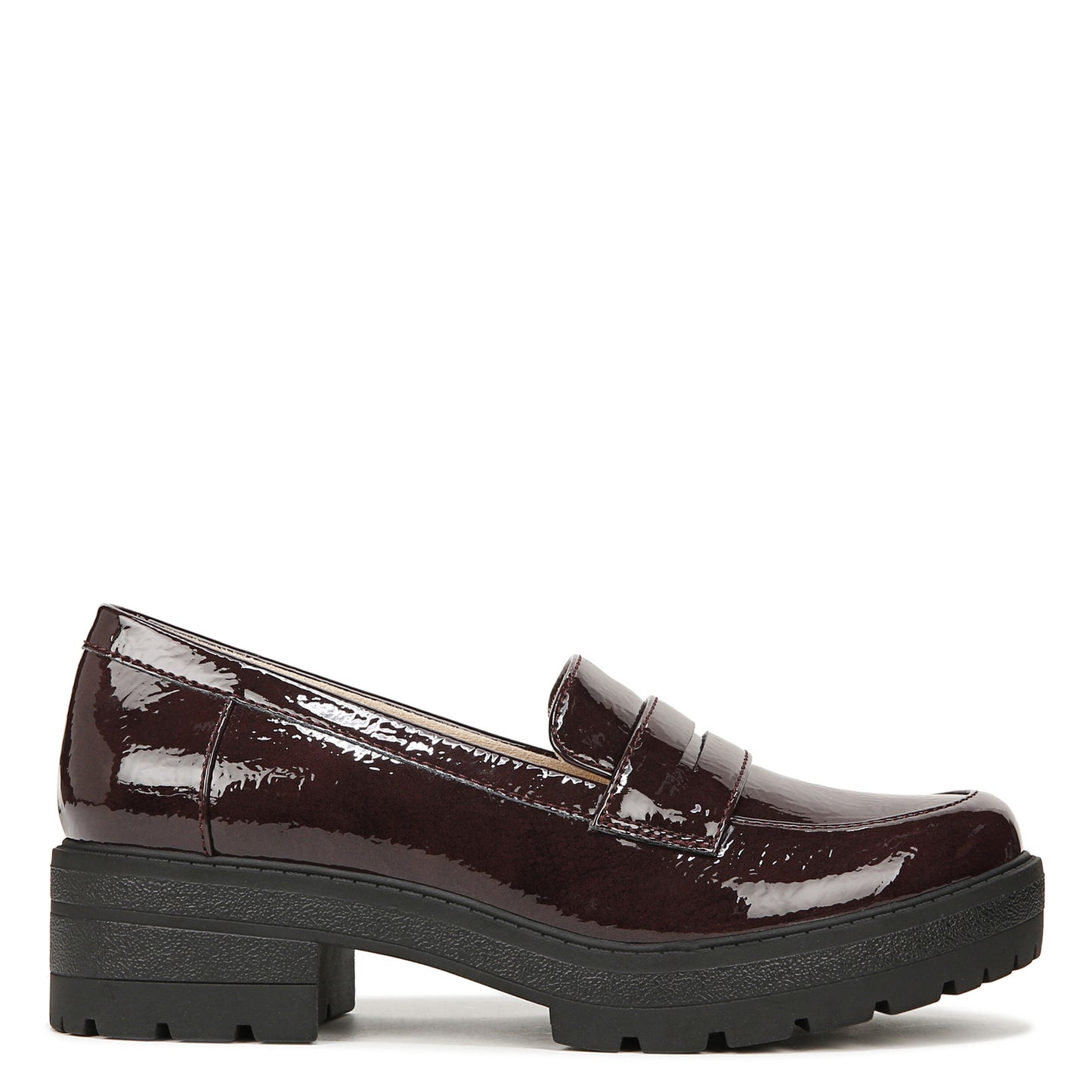 Peltz Shoes Women's SOUL Naturalizer Nova Loafer BURGUNDY PATENT H8164S4600