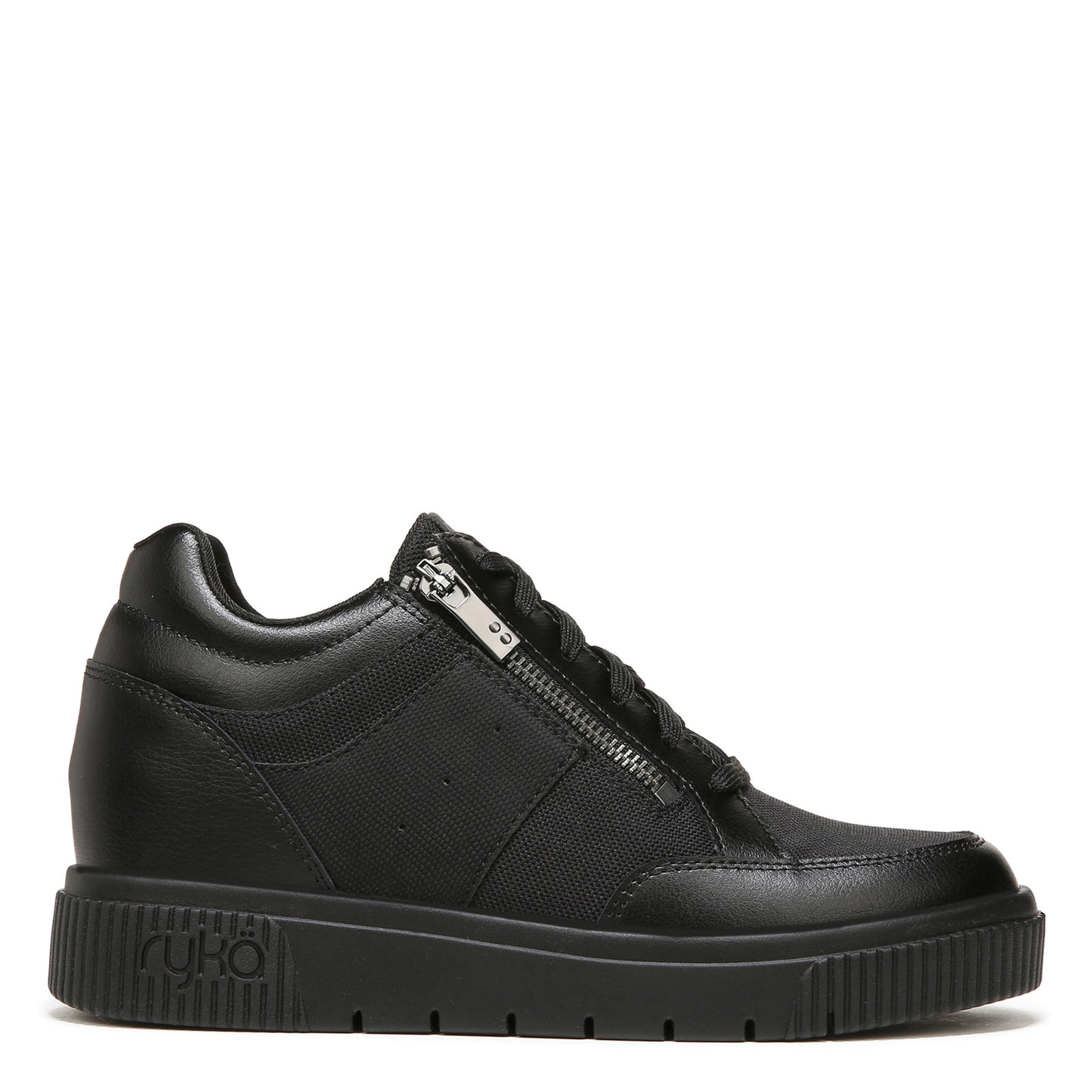 Peltz Shoes Women's Ryka Victory Sneaker Black/Black I4134L1003