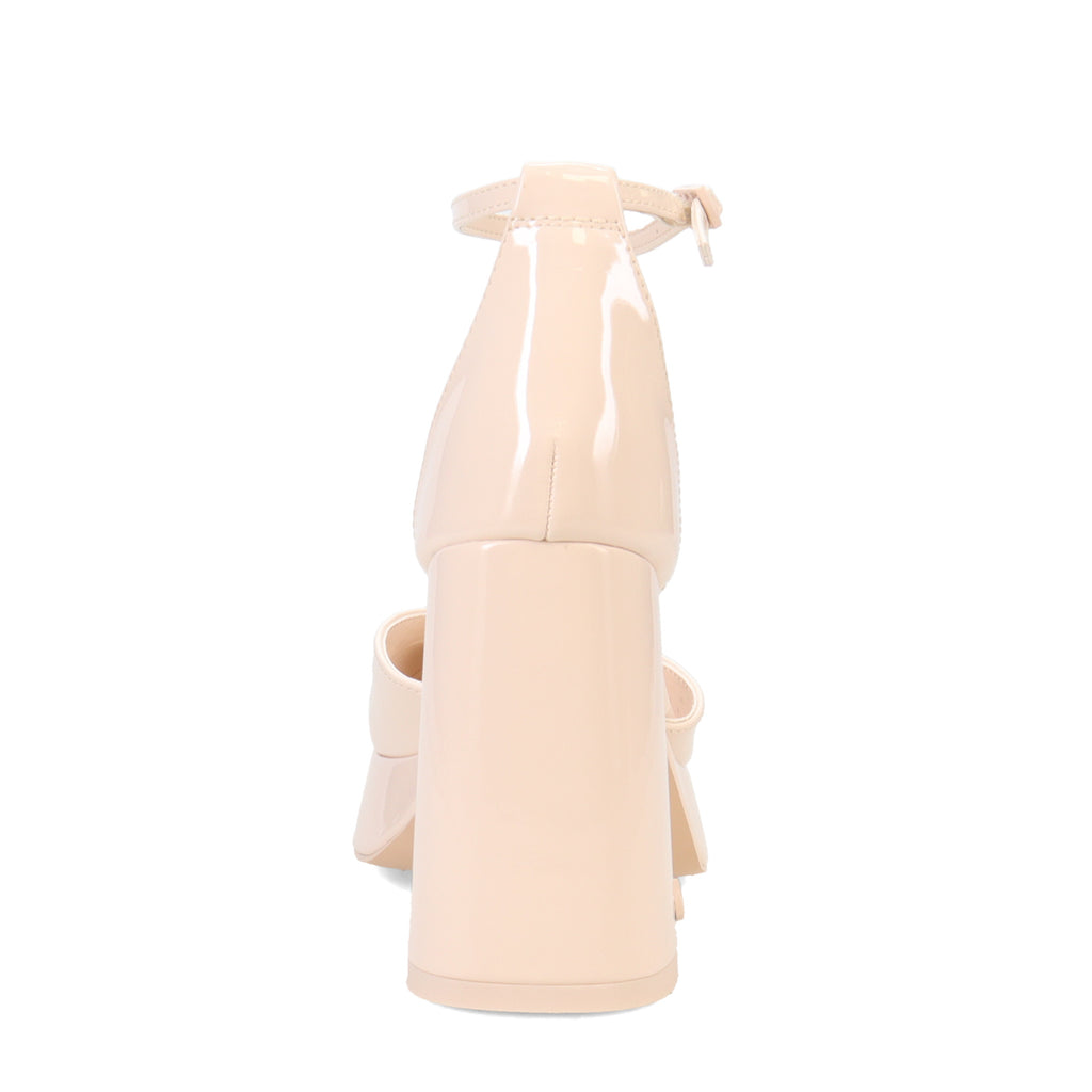 Women's Circus NY, Rosa Pump