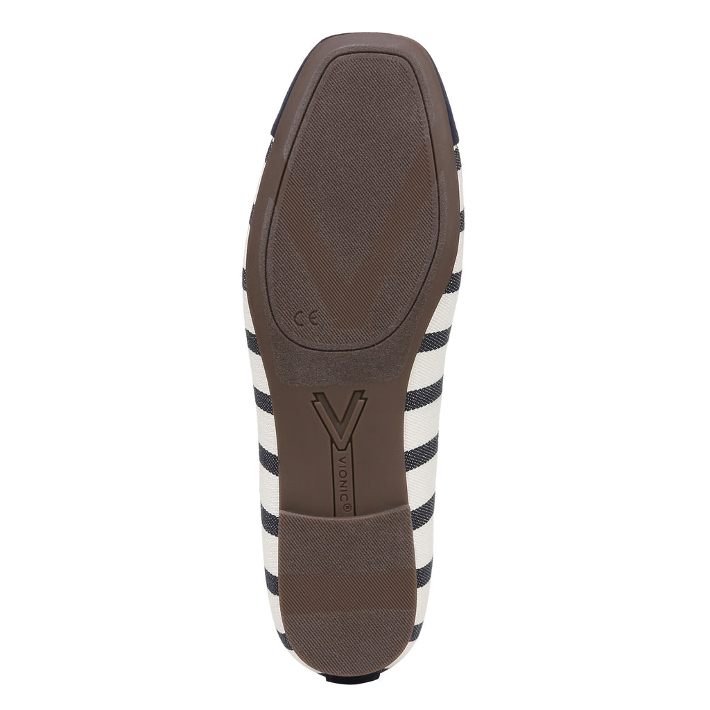 Women's Vionic, Klara Flat