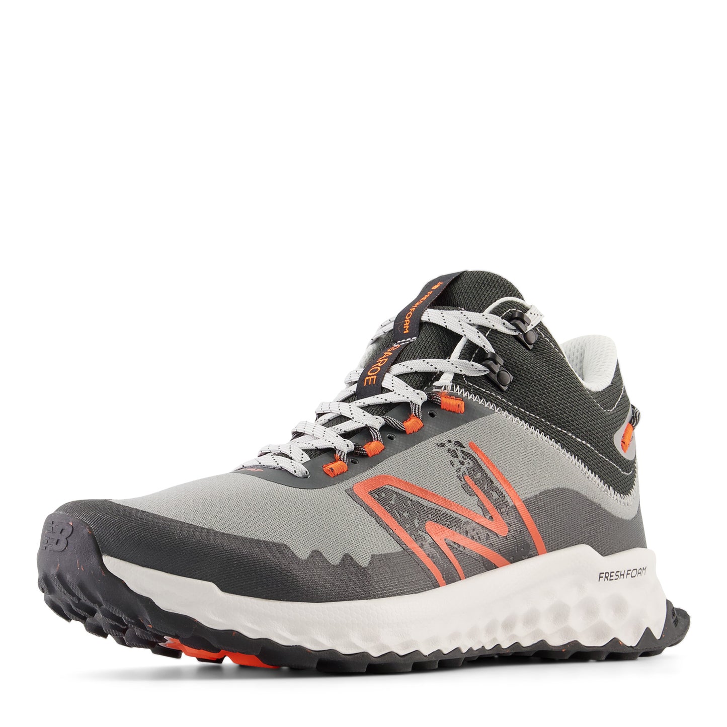 Peltz Shoes Men's New Balance Fresh Foam Garoe Mid Trail Running Shoe GREY ORANGE MTGAMCLG
