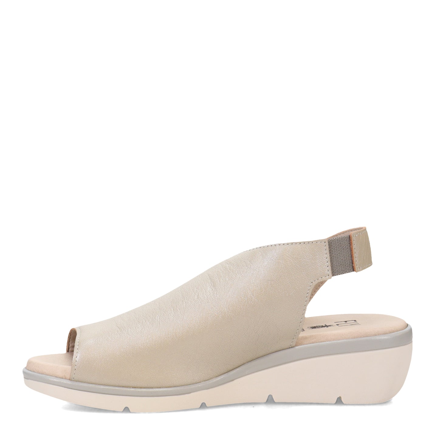 Peltz Shoes Women's Fly London Yeay Sandal SILVER P144940-001