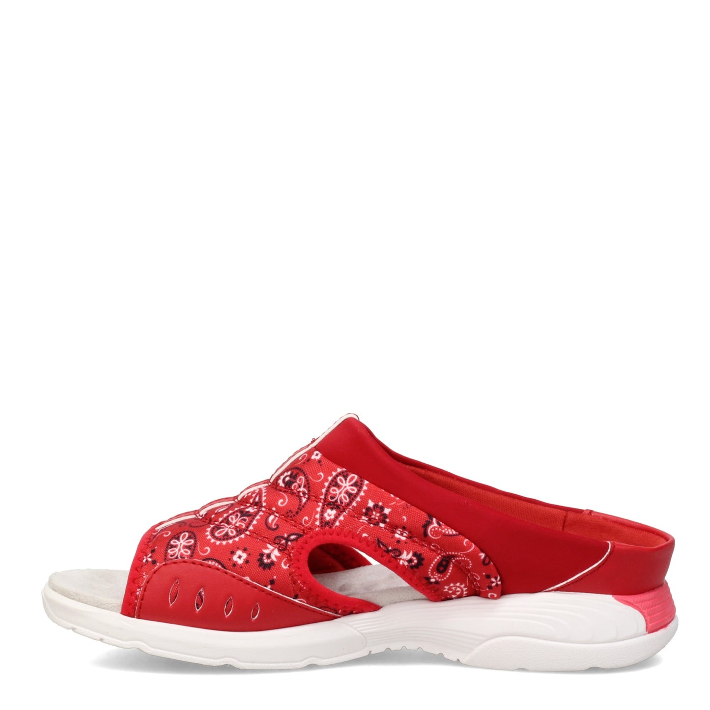 Peltz Shoes Women's Easy Spirit Traciee 2 Sandal RED BANDANA TRACIEE2-MRE02