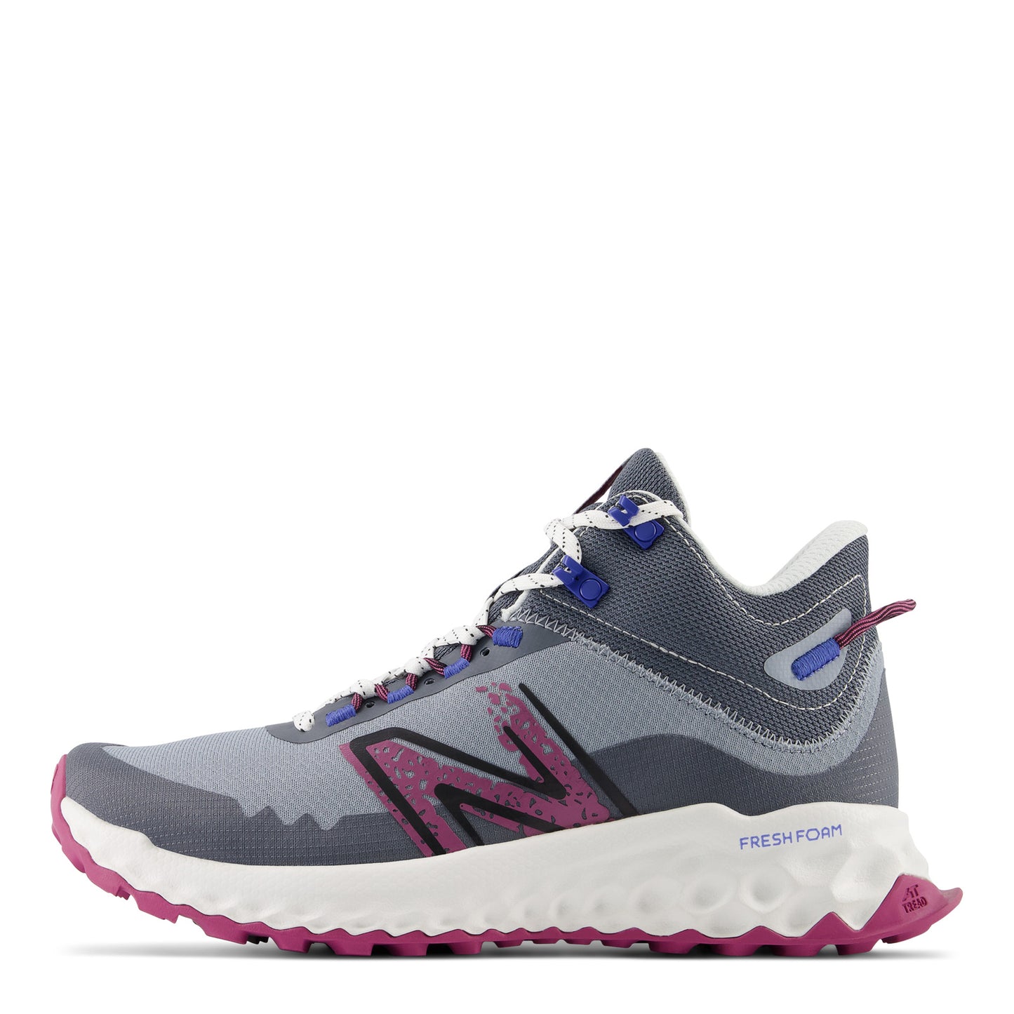 Peltz Shoes Women's New Balance Fresh Foam Garoe Mid Trail Running Shoe GREY MULTI WTGAMCLG