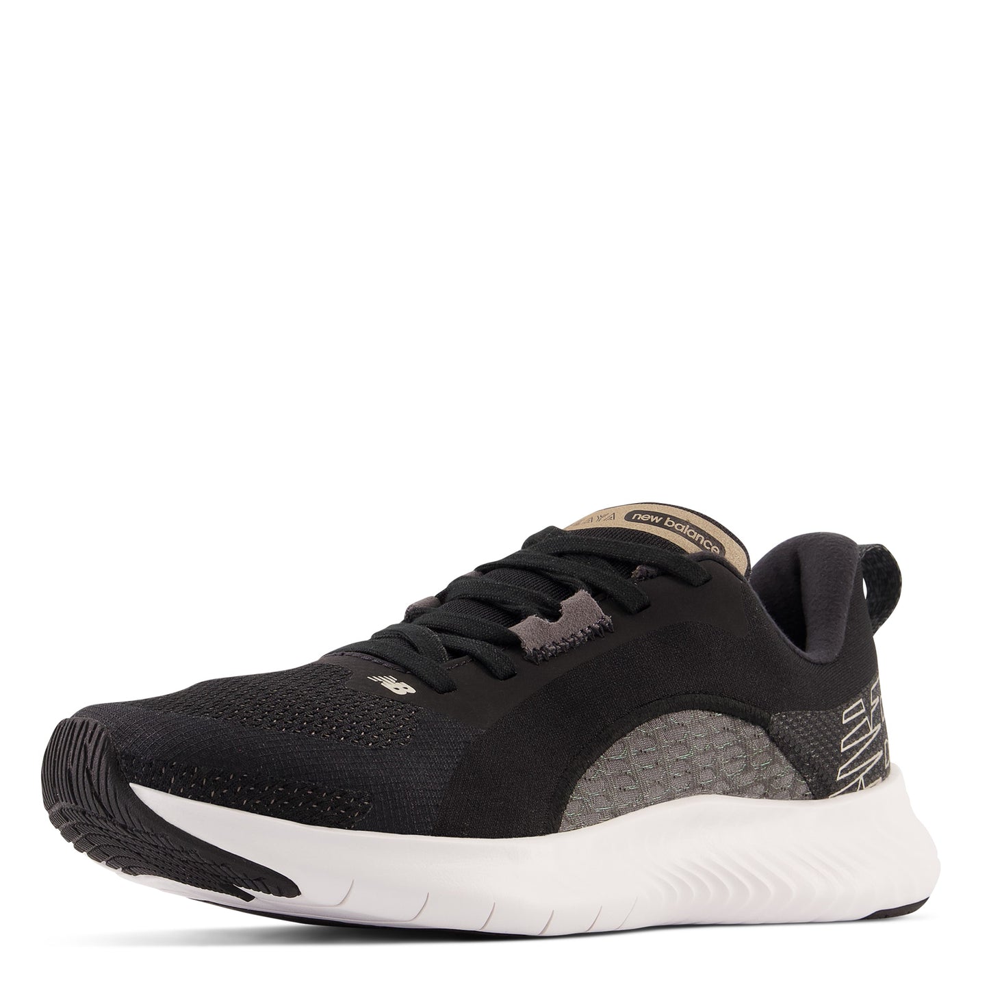 Peltz Shoes Women's New Balance Beaya Sport Training Shoe BLACK WHITE WXBEYLK1