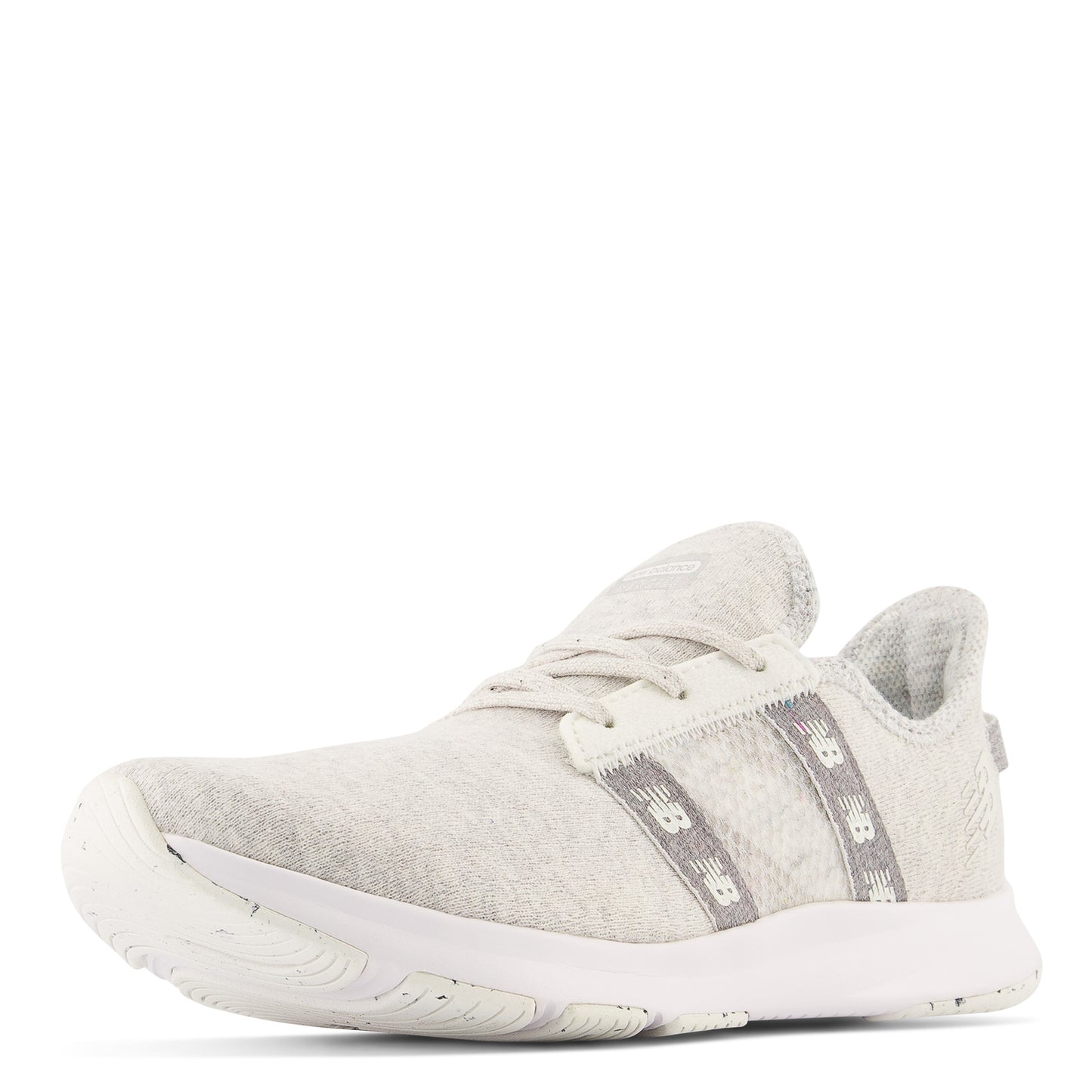 Peltz Shoes Women's New Balance DynaSoft Nergize v3 Training Shoe WHITE/GREY WXNRGWU3