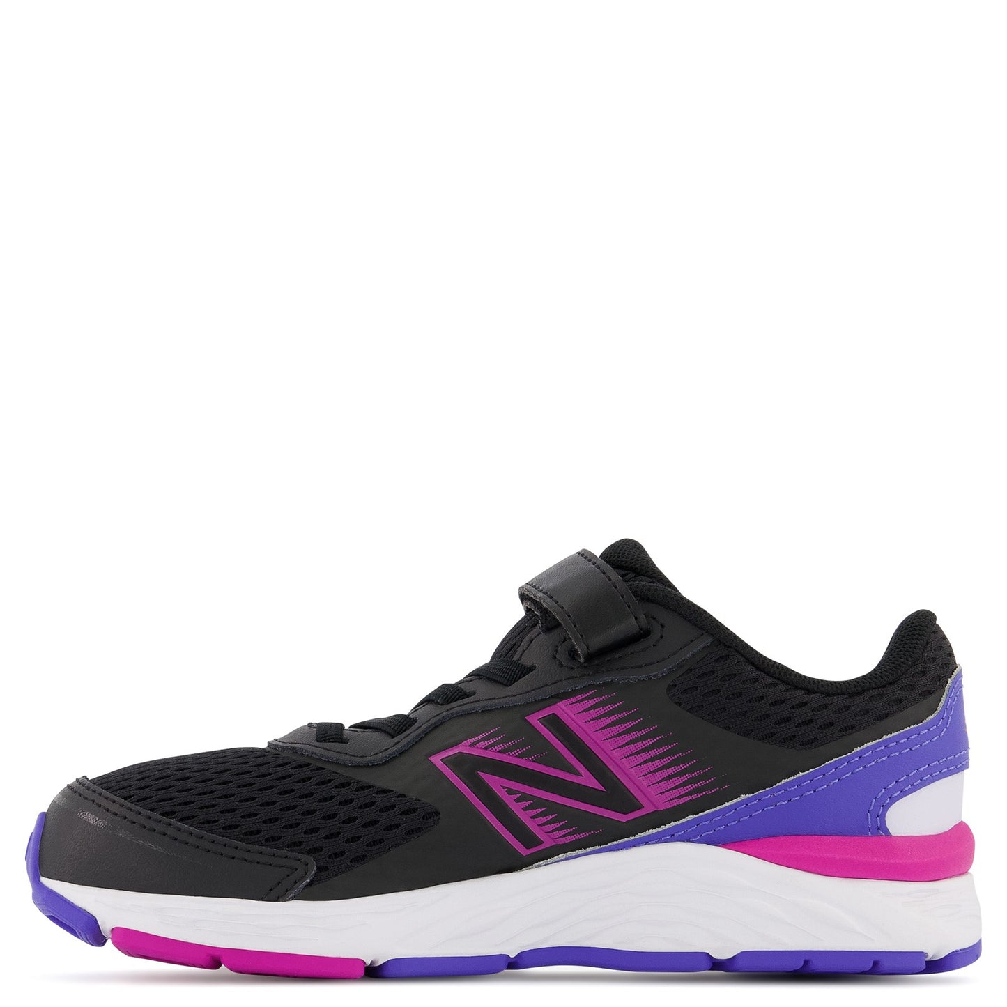 Peltz Shoes Girl's New Balance 680v6 Sneaker - Little Kid BLACK MAGENTA YA680BP6