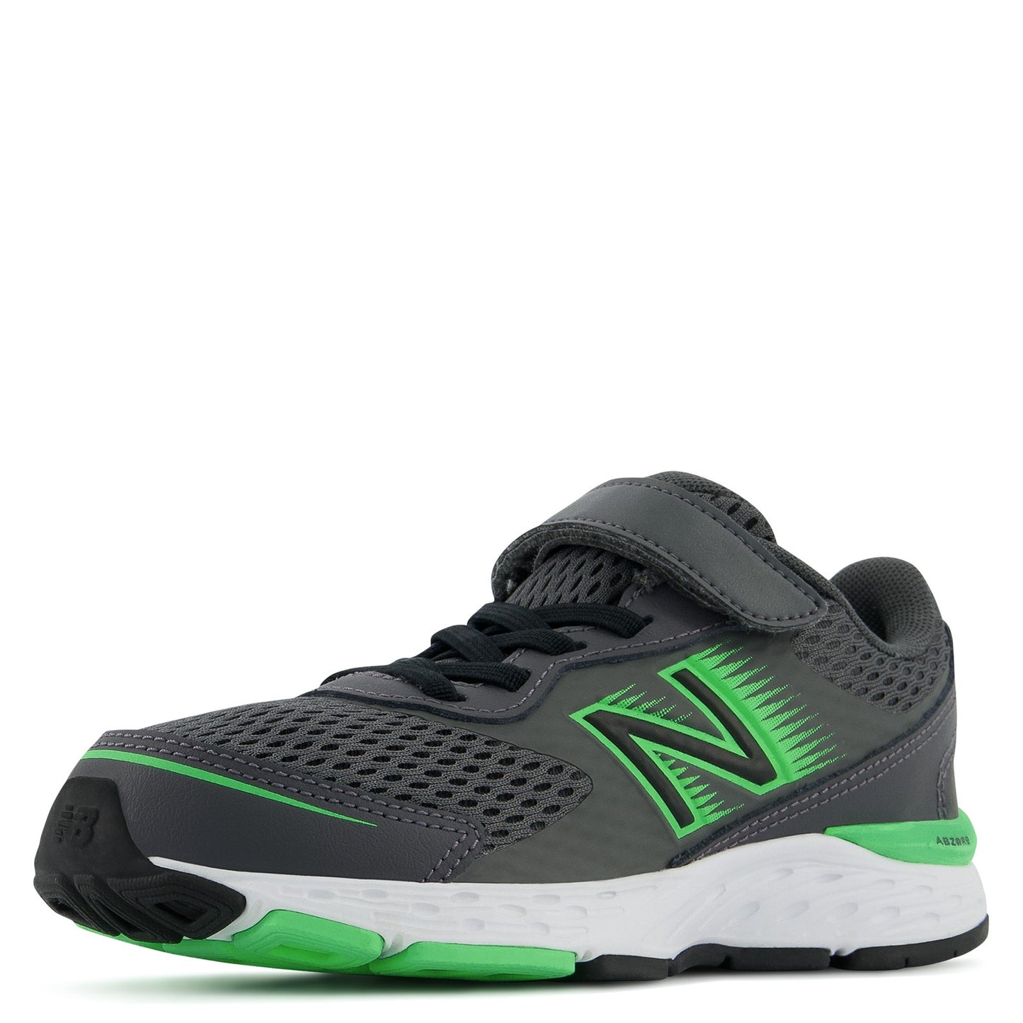 Peltz Shoes Boy's New Balance 680v6 Sneaker - Little Kid MAGNET YA680VB6